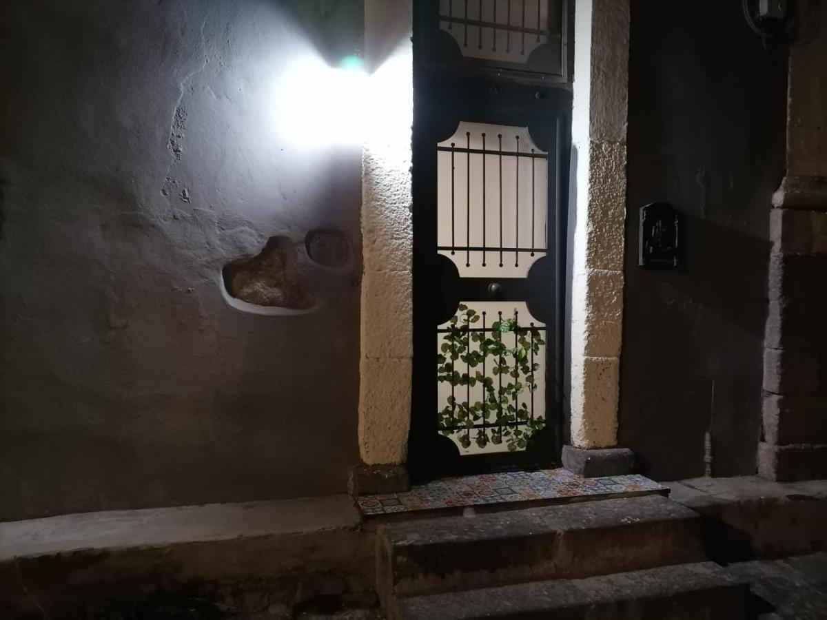 カターニア La Casa Doroヴィラ エクステリア 写真